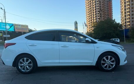 Hyundai Solaris II рестайлинг, 2017 год, 1 330 000 рублей, 9 фотография