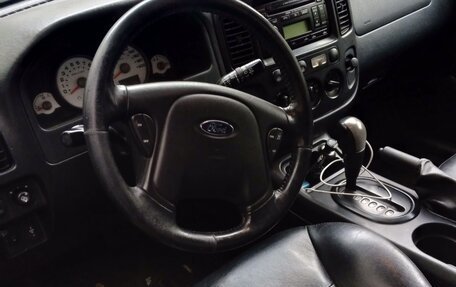 Ford Maverick, 2005 год, 650 000 рублей, 2 фотография