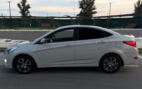 Hyundai Solaris II рестайлинг, 2014 год, 1 035 000 рублей, 3 фотография