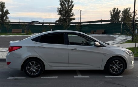 Hyundai Solaris II рестайлинг, 2014 год, 1 035 000 рублей, 5 фотография