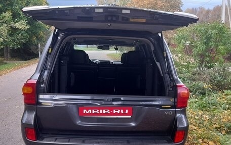 Toyota Land Cruiser 200, 2013 год, 3 900 000 рублей, 7 фотография
