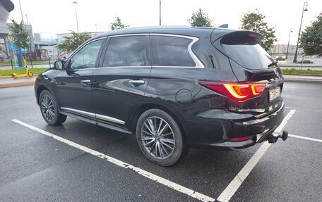 Infiniti QX60 I рестайлинг, 2017 год, 2 350 000 рублей, 18 фотография