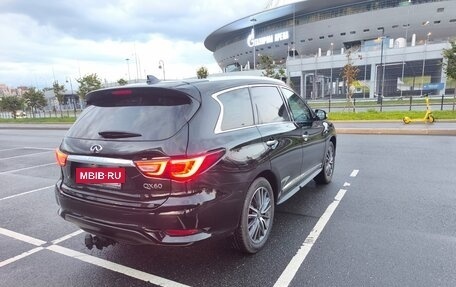 Infiniti QX60 I рестайлинг, 2017 год, 2 350 000 рублей, 17 фотография