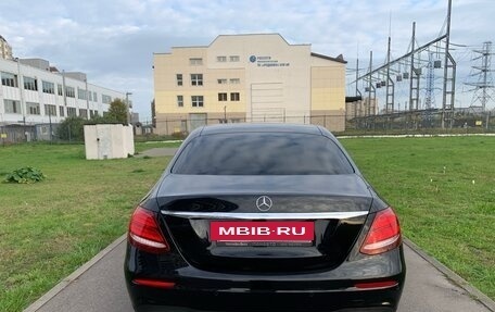 Mercedes-Benz E-Класс, 2019 год, 2 880 000 рублей, 3 фотография