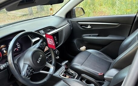 KIA Rio IV, 2021 год, 1 545 000 рублей, 9 фотография