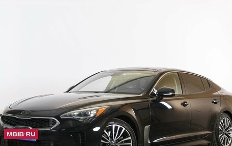 KIA Stinger I, 2017 год, 2 649 000 рублей, 4 фотография