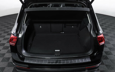 Volkswagen Tiguan II, 2017 год, 2 690 000 рублей, 9 фотография