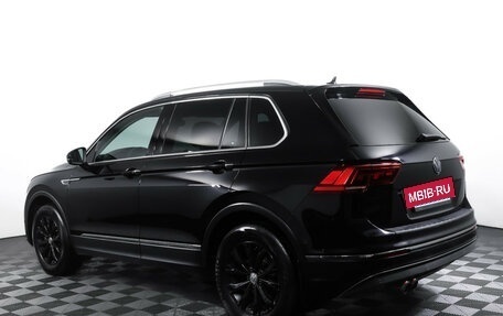 Volkswagen Tiguan II, 2017 год, 2 690 000 рублей, 7 фотография