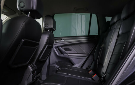 Volkswagen Tiguan II, 2017 год, 2 690 000 рублей, 11 фотография
