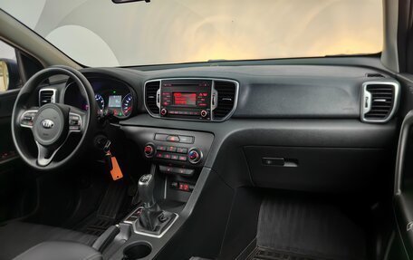 KIA Sportage IV рестайлинг, 2018 год, 1 848 000 рублей, 13 фотография
