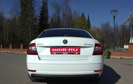 Skoda Octavia, 2018 год, 2 000 000 рублей, 3 фотография