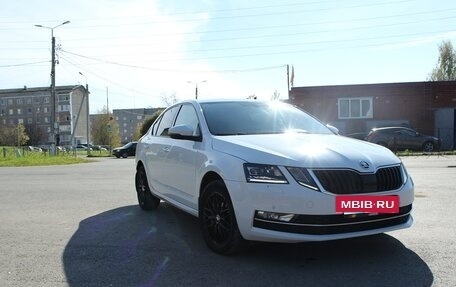 Skoda Octavia, 2018 год, 2 000 000 рублей, 10 фотография