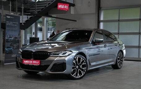 BMW 5 серия, 2022 год, 5 350 000 рублей, 1 фотография