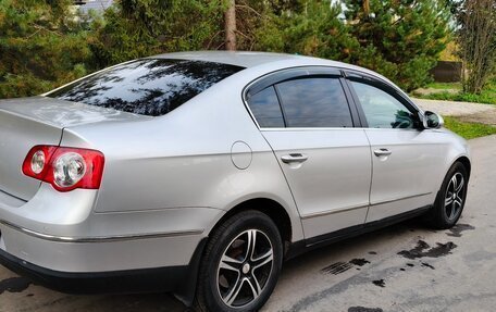 Volkswagen Passat B6, 2009 год, 750 000 рублей, 2 фотография