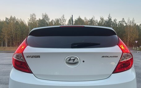 Hyundai Solaris II рестайлинг, 2013 год, 900 000 рублей, 5 фотография