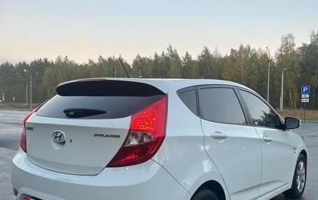 Hyundai Solaris II рестайлинг, 2013 год, 900 000 рублей, 4 фотография