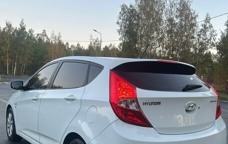 Hyundai Solaris II рестайлинг, 2013 год, 900 000 рублей, 6 фотография
