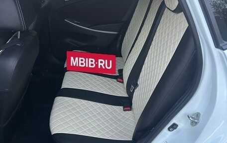 Hyundai Solaris II рестайлинг, 2013 год, 900 000 рублей, 15 фотография
