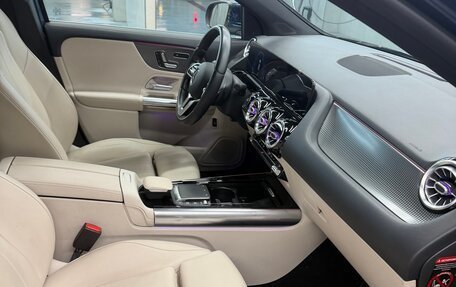 Mercedes-Benz GLA, 2020 год, 3 150 000 рублей, 11 фотография