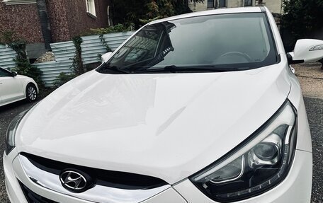 Hyundai ix35 I рестайлинг, 2014 год, 1 580 000 рублей, 2 фотография