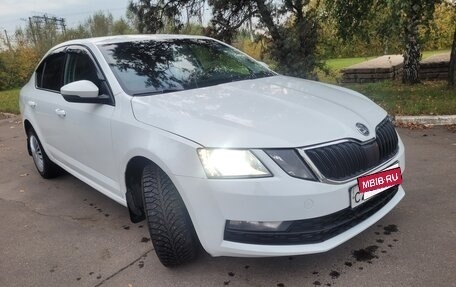 Skoda Octavia, 2018 год, 900 000 рублей, 2 фотография