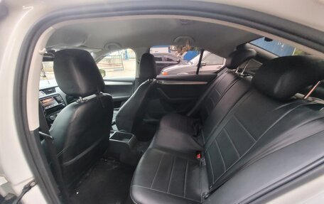Skoda Octavia, 2018 год, 900 000 рублей, 13 фотография