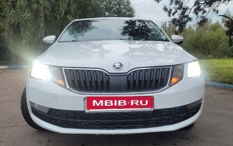 Skoda Octavia, 2018 год, 900 000 рублей, 17 фотография