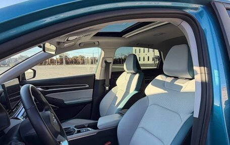 Geely Emgrand, 2023 год, 1 700 000 рублей, 22 фотография