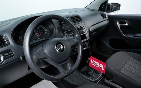 Volkswagen Polo VI (EU Market), 2019 год, 949 000 рублей, 8 фотография