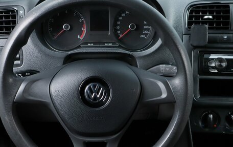 Volkswagen Polo VI (EU Market), 2019 год, 949 000 рублей, 11 фотография
