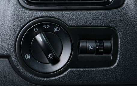 Volkswagen Polo VI (EU Market), 2019 год, 949 000 рублей, 14 фотография