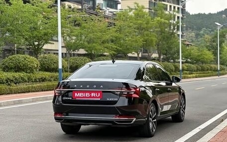 Skoda Superb III рестайлинг, 2023 год, 1 580 000 рублей, 7 фотография