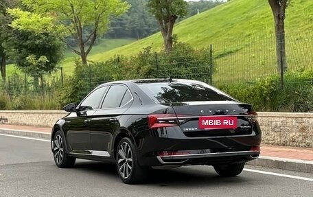 Skoda Superb III рестайлинг, 2023 год, 1 580 000 рублей, 5 фотография