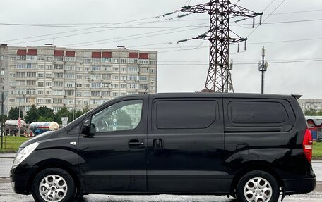 Hyundai Grand Starex Grand Starex I рестайлинг 2, 2010 год, 820 000 рублей, 2 фотография