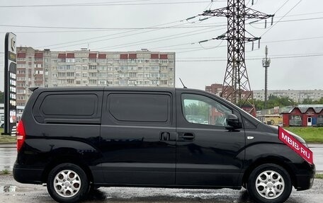 Hyundai Grand Starex Grand Starex I рестайлинг 2, 2010 год, 820 000 рублей, 7 фотография