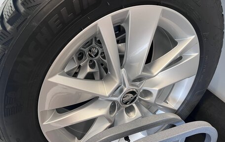 Skoda Karoq I, 2021 год, 3 100 000 рублей, 24 фотография