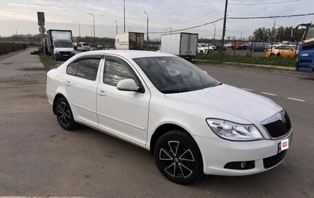 Skoda Octavia, 2011 год, 855 000 рублей, 2 фотография