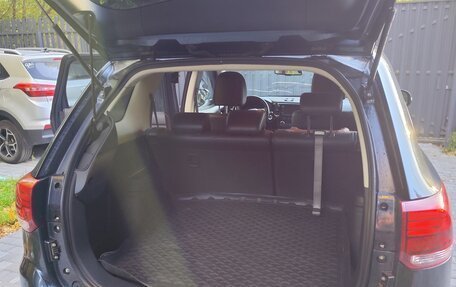 Mitsubishi Outlander III рестайлинг 3, 2016 год, 1 700 000 рублей, 11 фотография