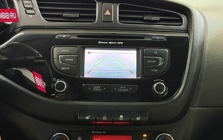KIA cee'd III, 2013 год, 1 059 000 рублей, 16 фотография