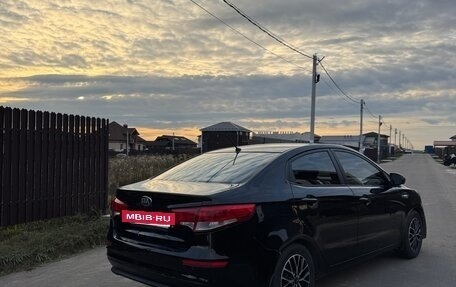 KIA Rio III рестайлинг, 2015 год, 700 000 рублей, 4 фотография