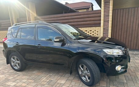 Toyota RAV4, 2010 год, 1 700 000 рублей, 3 фотография