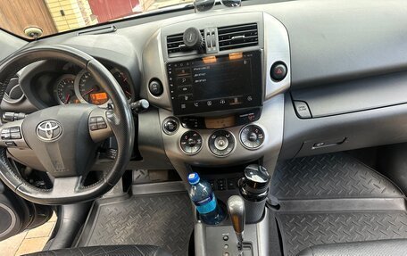 Toyota RAV4, 2010 год, 1 700 000 рублей, 11 фотография