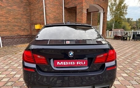 BMW 5 серия, 2011 год, 2 100 000 рублей, 16 фотография