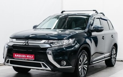 Mitsubishi Outlander III рестайлинг 3, 2019 год, 2 199 000 рублей, 1 фотография