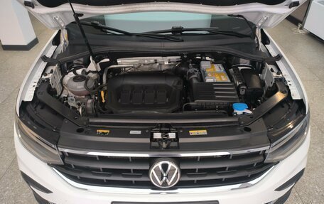 Volkswagen Tiguan II, 2020 год, 3 150 000 рублей, 12 фотография