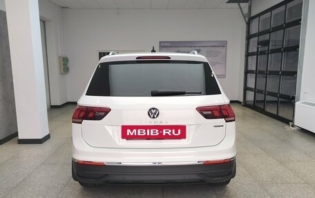 Volkswagen Tiguan II, 2020 год, 3 150 000 рублей, 6 фотография