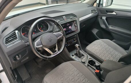 Volkswagen Tiguan II, 2020 год, 3 150 000 рублей, 30 фотография