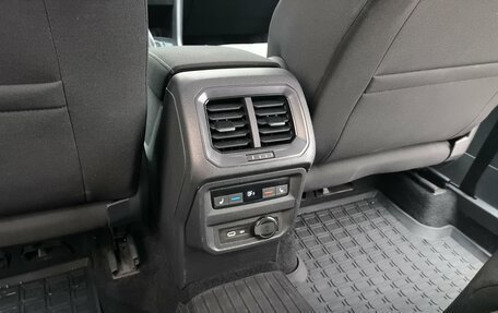 Volkswagen Tiguan II, 2020 год, 3 150 000 рублей, 34 фотография