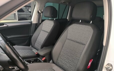 Volkswagen Tiguan II, 2020 год, 3 150 000 рублей, 33 фотография