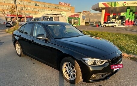 BMW 3 серия, 2017 год, 2 200 000 рублей, 3 фотография